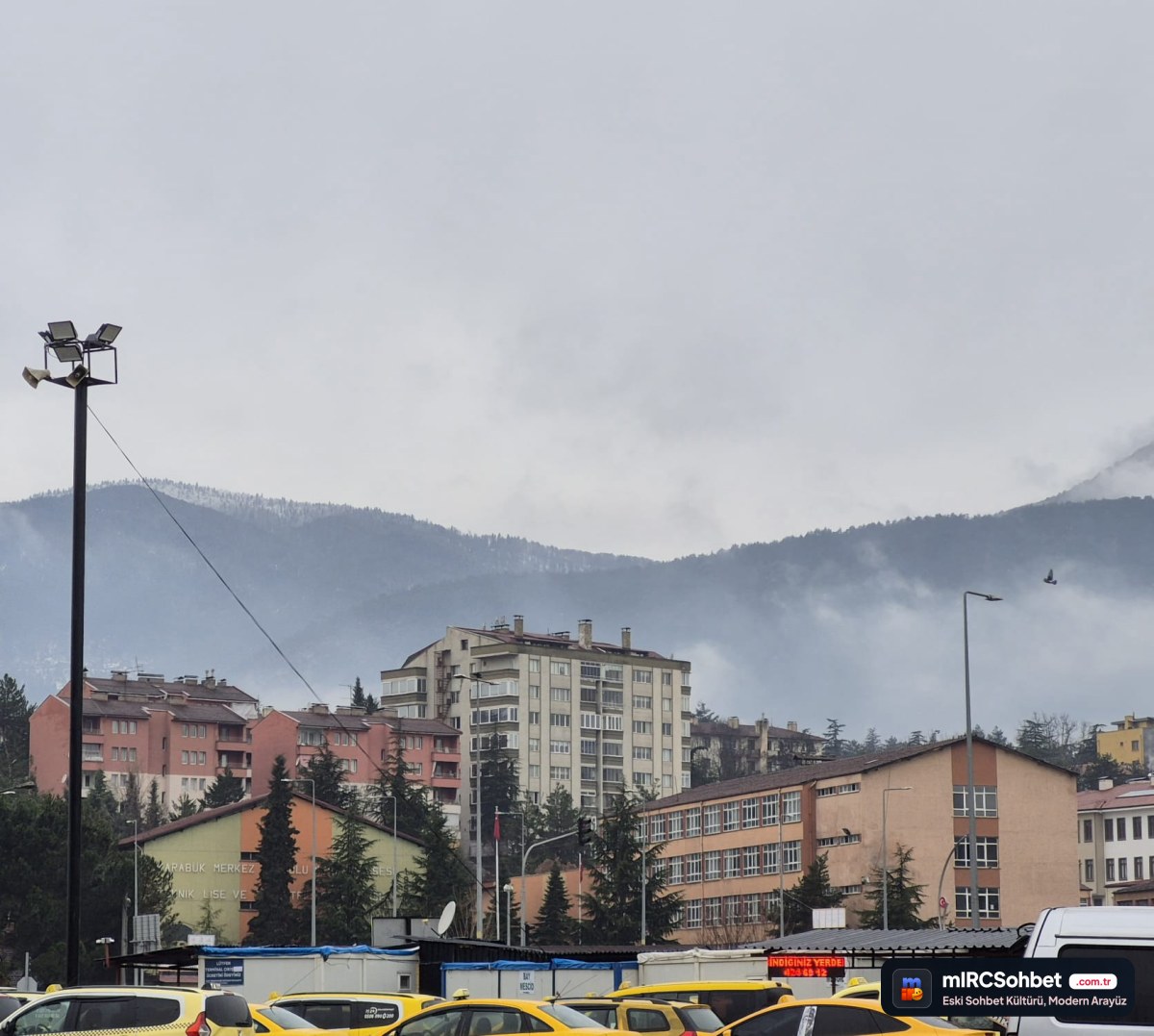 Karabük Canlı mIRC Sohbet Odaları: Şehrin En Samimi Muhabbet Köşesi